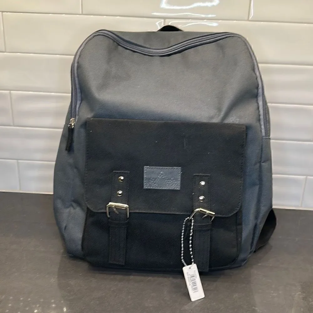 Single Zipper Cloth Backpack-NWT